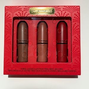 New MAC Holiday Three Cheers Trio Set Lipsticks Full Size Whirl Ruby Woo Mehr